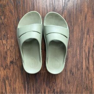 OOFOS Recovery Slides